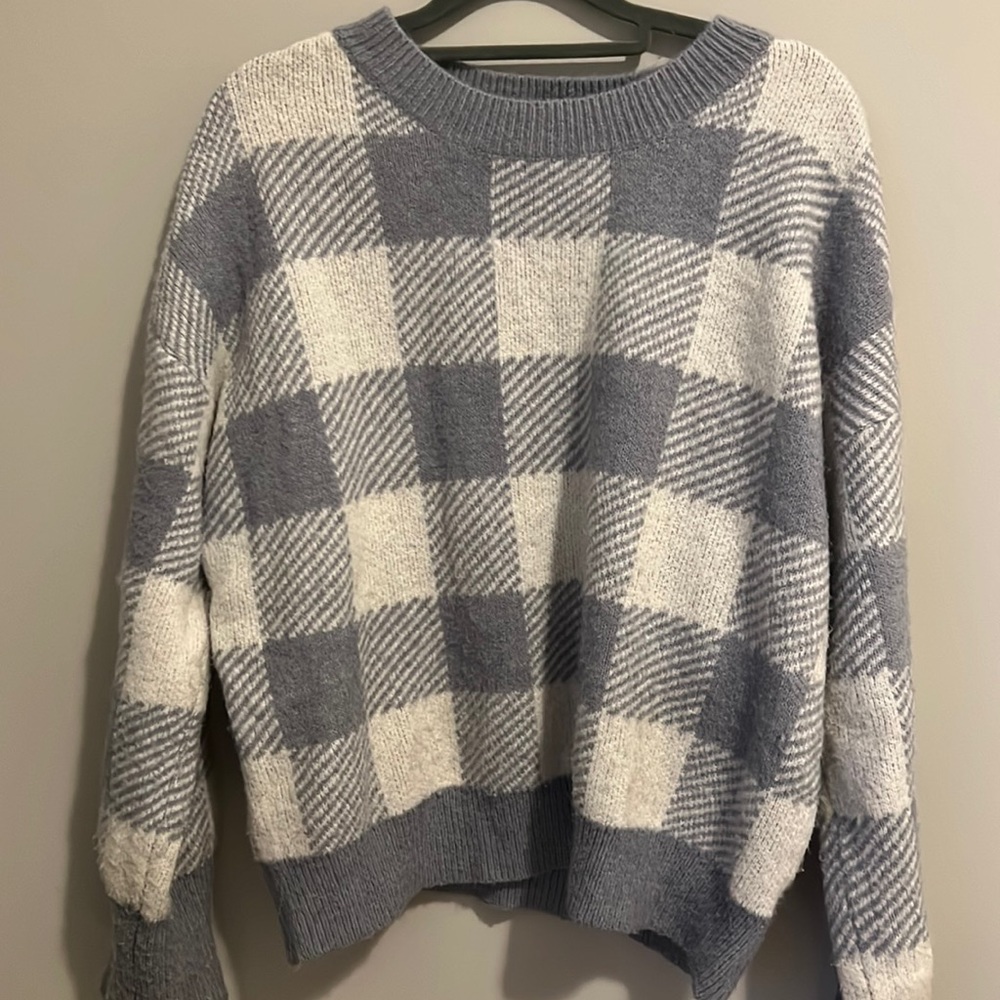 AMAZING SWEATER
